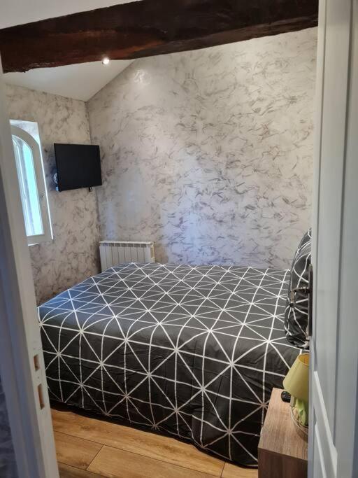 Petit Gite 18 Eme Tout Confort Saint-Germain-des-Fosses Exterior foto